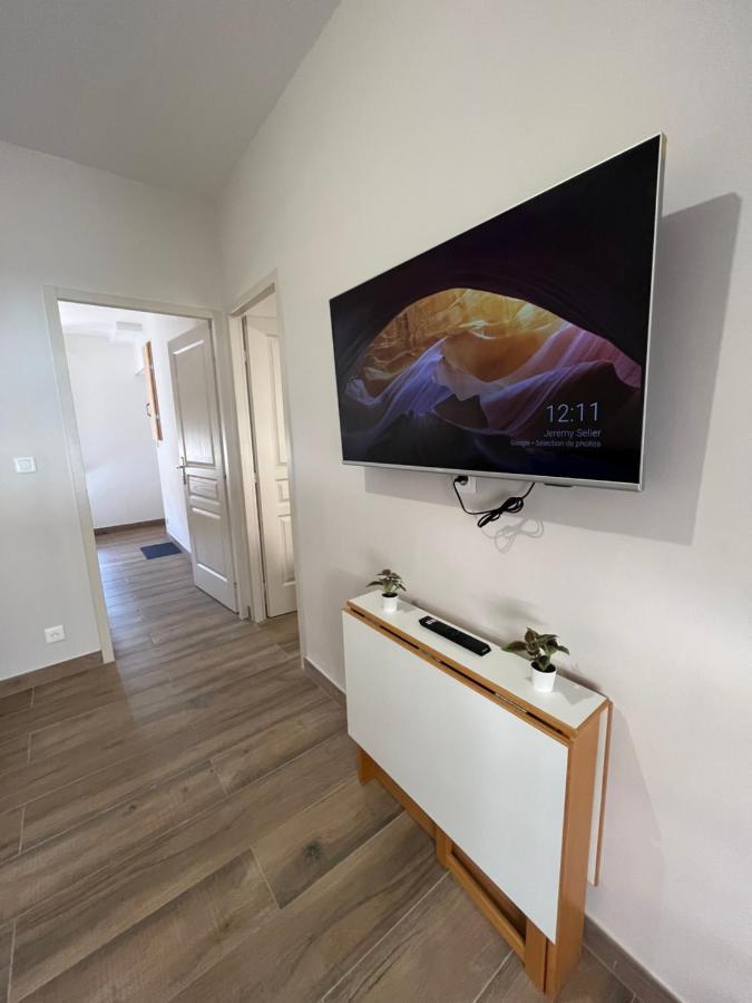Appartement Renove A 15 Min De Lyon Saint-Fons Exterior foto
